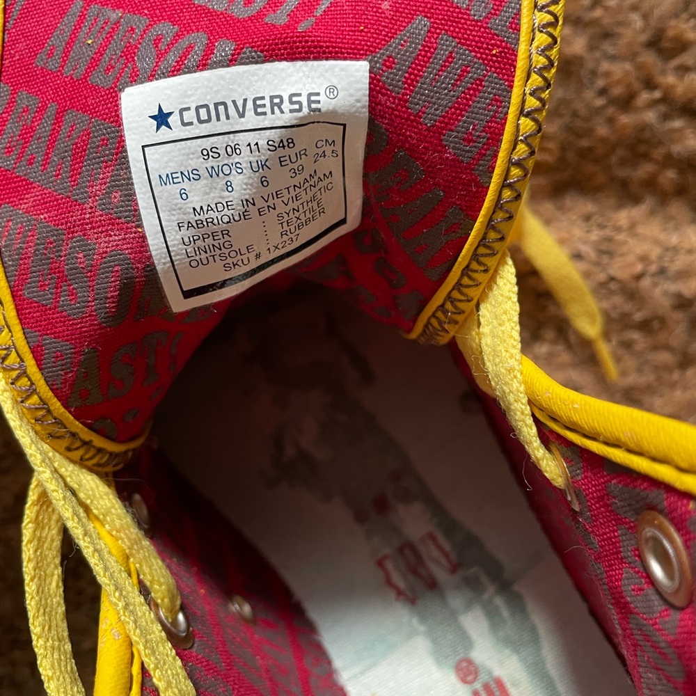 Vintage Converse Breakfast - Picture 4 of 7